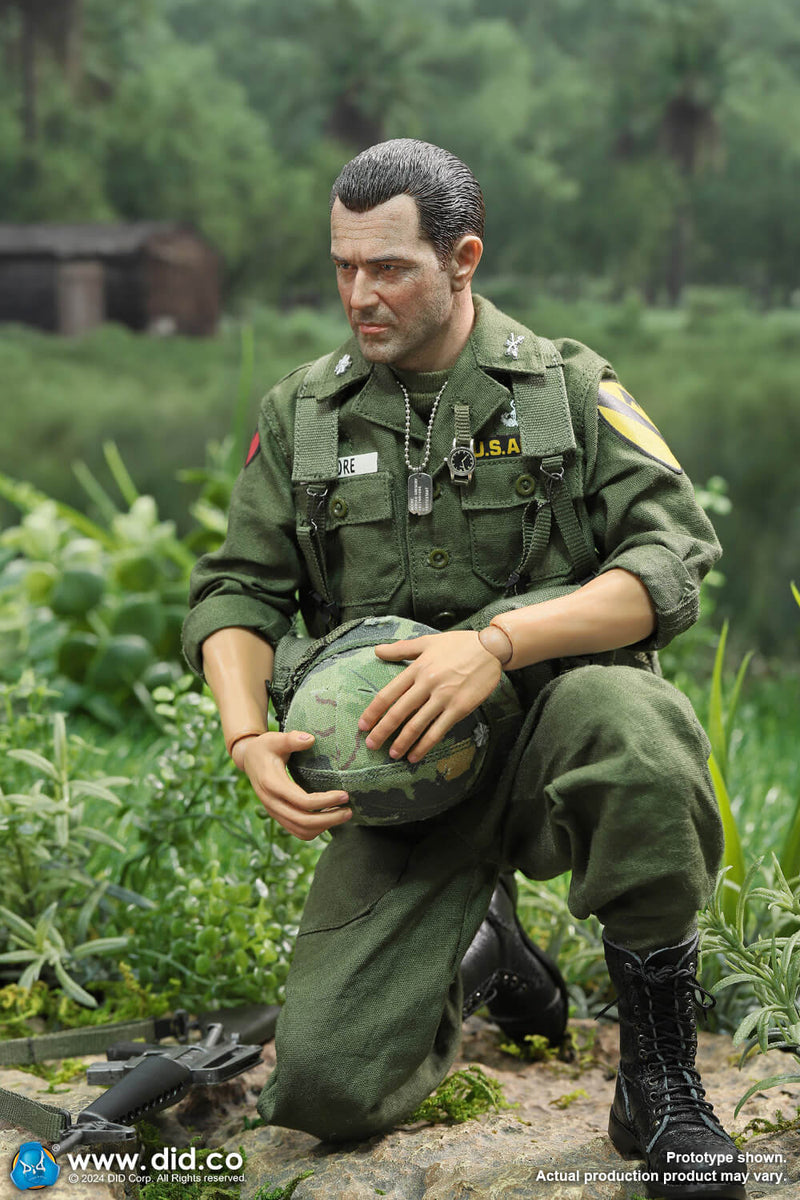 Load image into Gallery viewer, Vietnam - U.S. Army Lt. Col. Moore - MINT IN BOX
