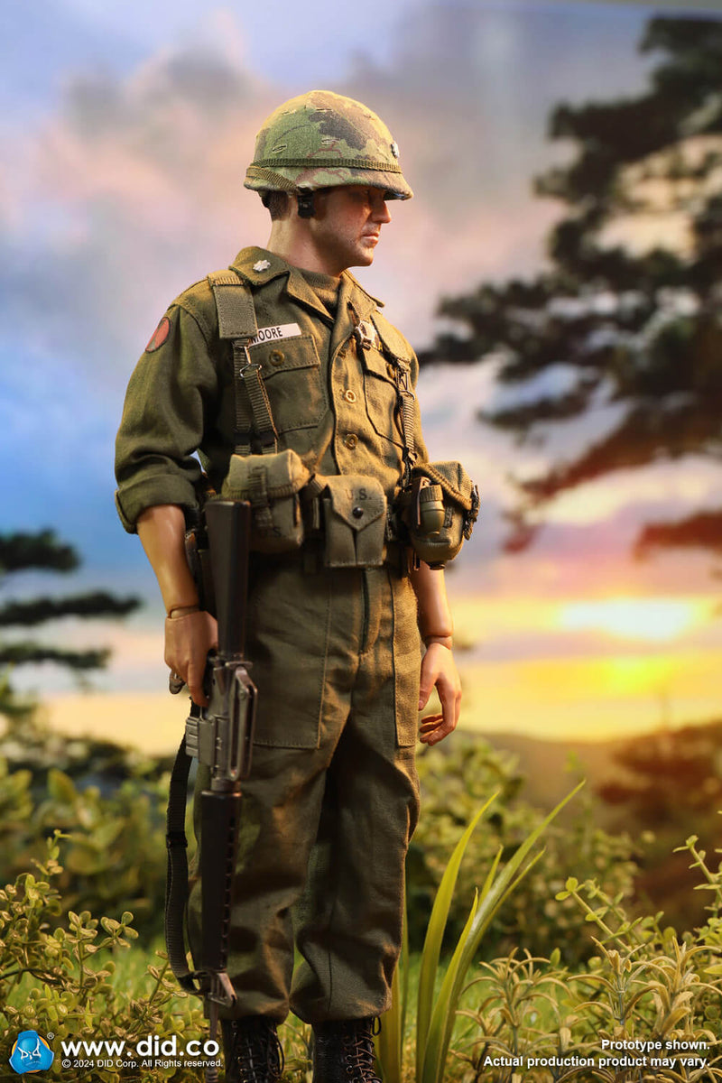 Load image into Gallery viewer, Vietnam - U.S. Army Lt. Col. Moore - MINT IN BOX
