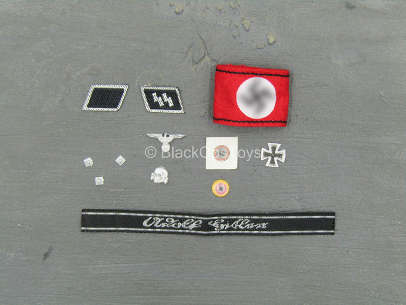 Load image into Gallery viewer, WWII - Female German SS Officer - Female Body w/Uniform Set
