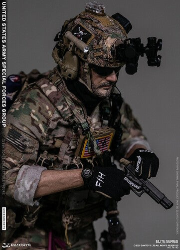 Load image into Gallery viewer, PREORDER DEPOSIT United States Army Special Forces Group Green Berets - MINT IN BOX
