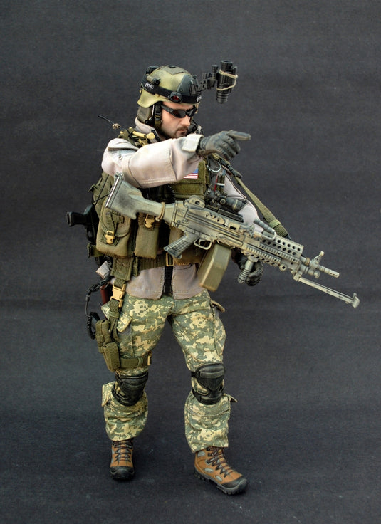 US Army Ranger 75th Regiment w/M249 SAW - MINT IN BOX