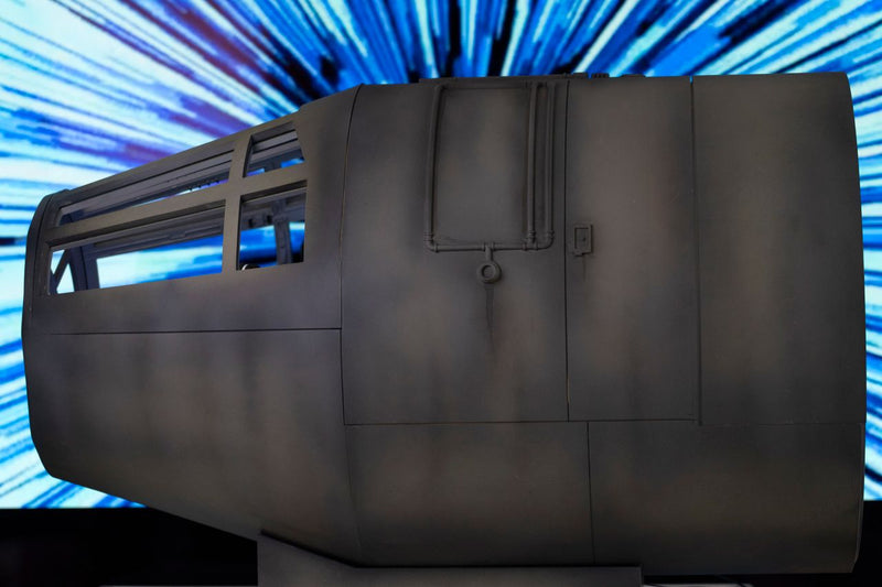 Load image into Gallery viewer, Star Wars - Millennium Falcon Cockpit - MINT IN BOX
