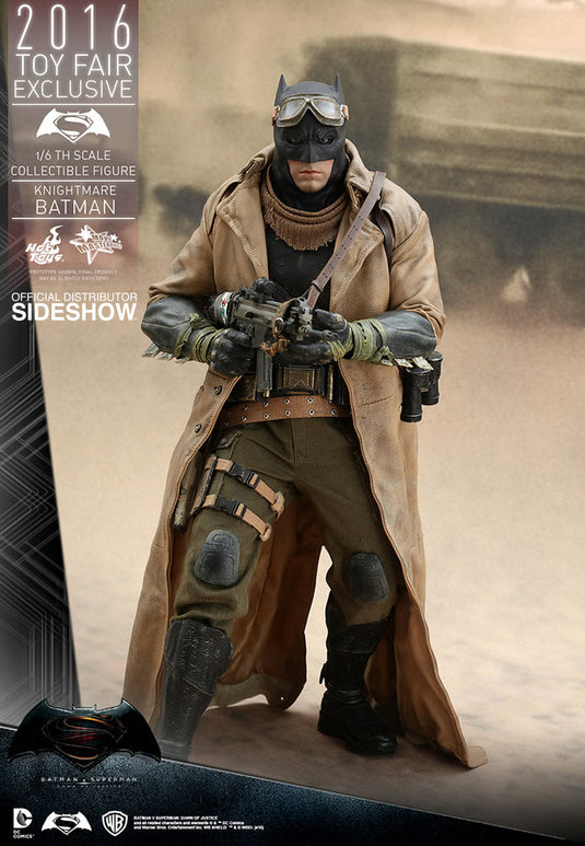 BVS - Knightmare Batman - Binoculars