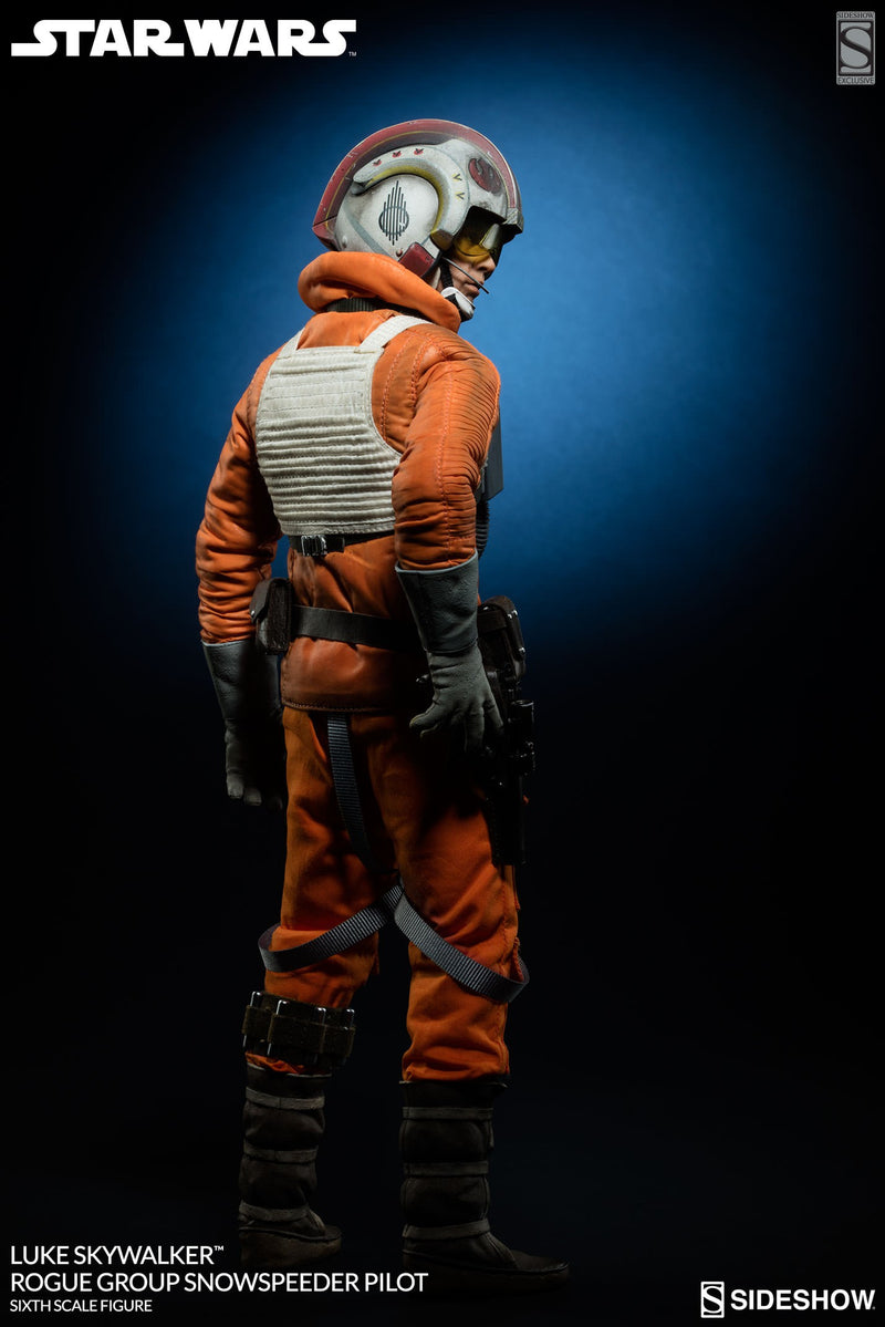Load image into Gallery viewer, STAR WARS - Luke Skywalker Rogue Group Snowspeeder Pilot - MINT IN BOX
