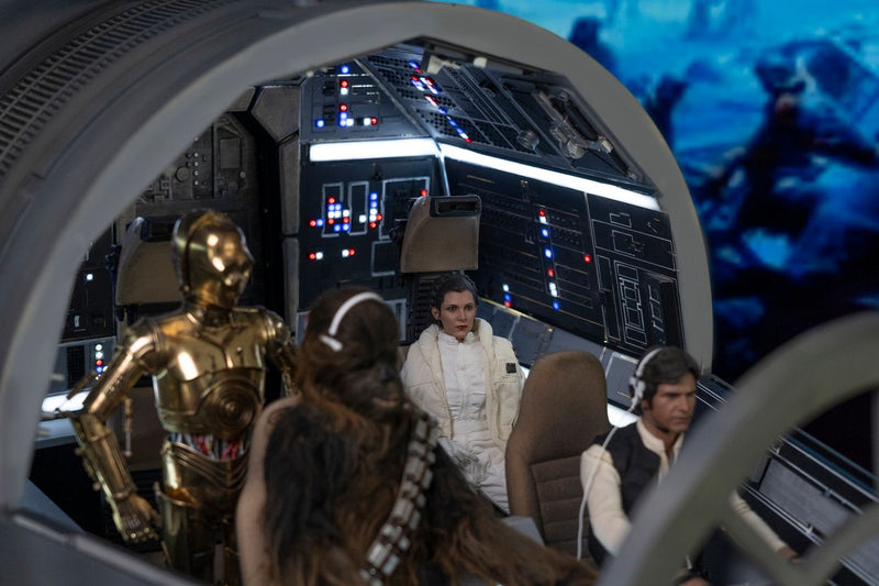 Load image into Gallery viewer, Star Wars - Millennium Falcon Cockpit - MINT IN BOX

