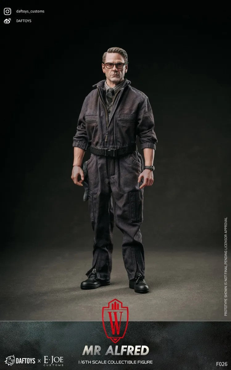 Load image into Gallery viewer, Mr Alfred - Green Combat Pants w/Leather Like Belt
