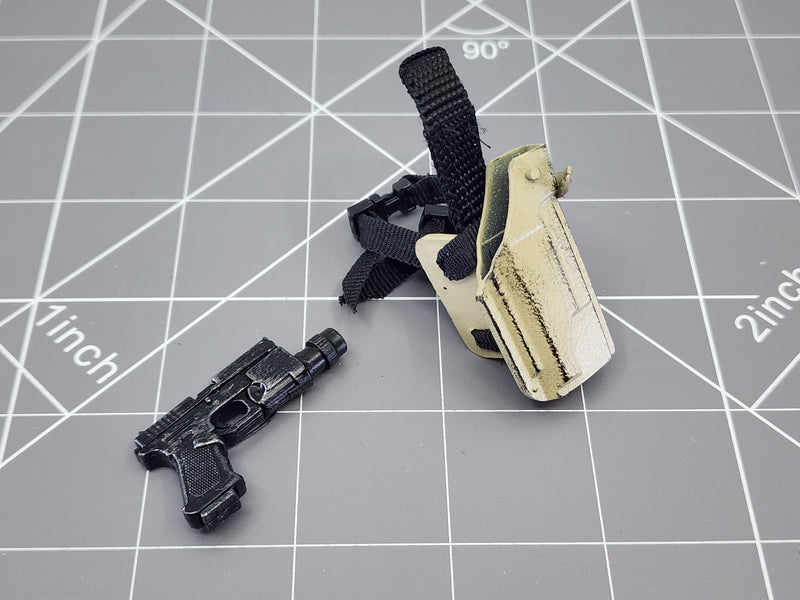 Load image into Gallery viewer, BAM 1/6 Pistol W/ Tan Drop Leg Holster (Very Hot)
