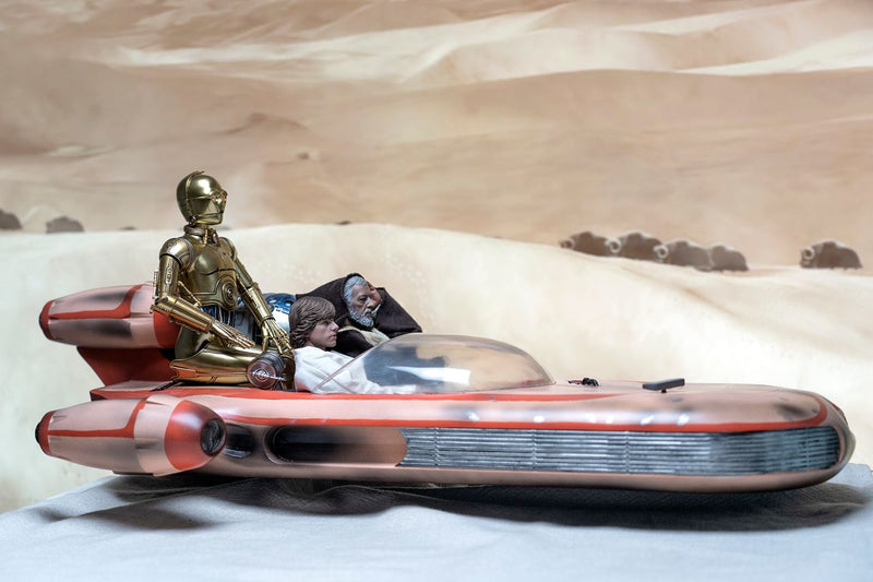 Load image into Gallery viewer, Star Wars ANH - Luke's X-34 Landspeeder - MINT IN BOX
