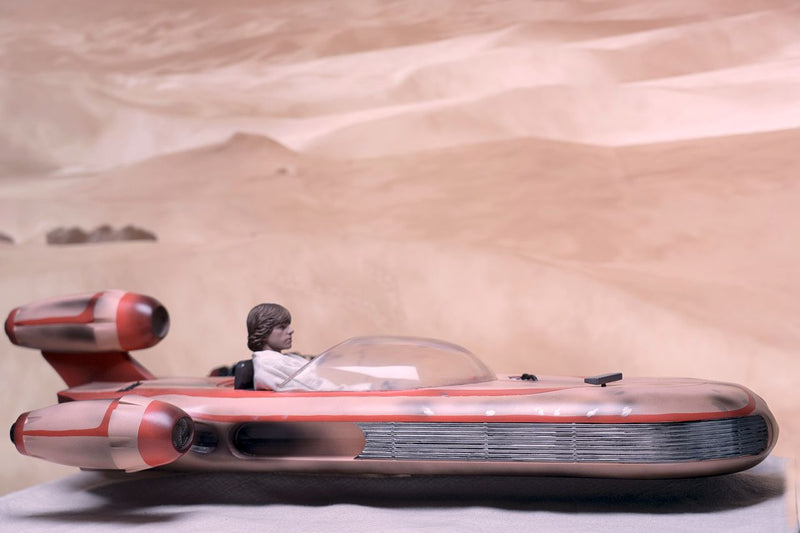 Load image into Gallery viewer, Star Wars ANH - Luke's X-34 Landspeeder - MINT IN BOX
