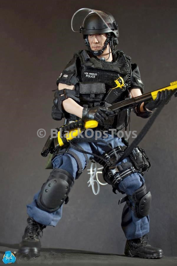 Load image into Gallery viewer, LAPD SWAT 3.0 - Takeshi Yamada - Black Combat Boots Foot Type
