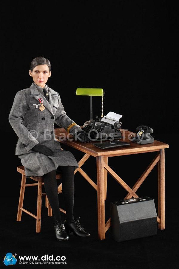 Load image into Gallery viewer, WWII - German Typist Sophie - Rotary Telephone
