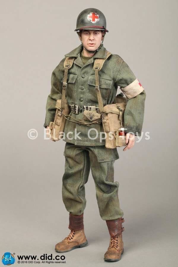 Load image into Gallery viewer, WWII - Combat Medic Dixon - Uniform &amp; Body Set
