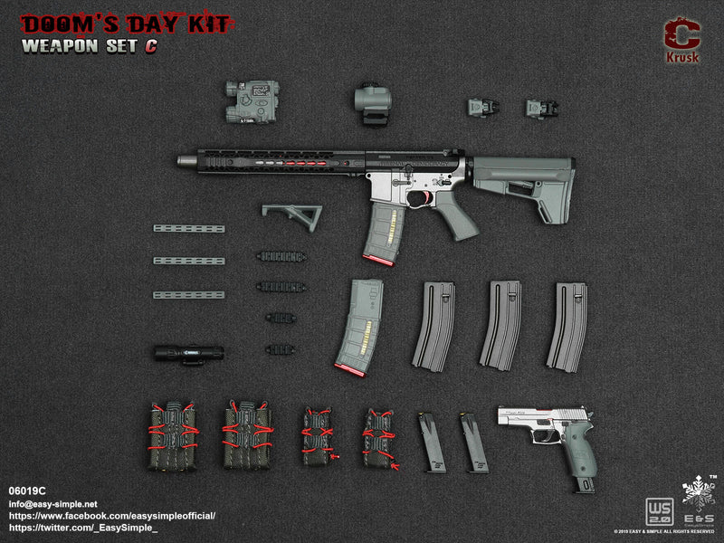 Load image into Gallery viewer, Dooms Day Weapons Kit C "Krusk" - MINT IN BOX
