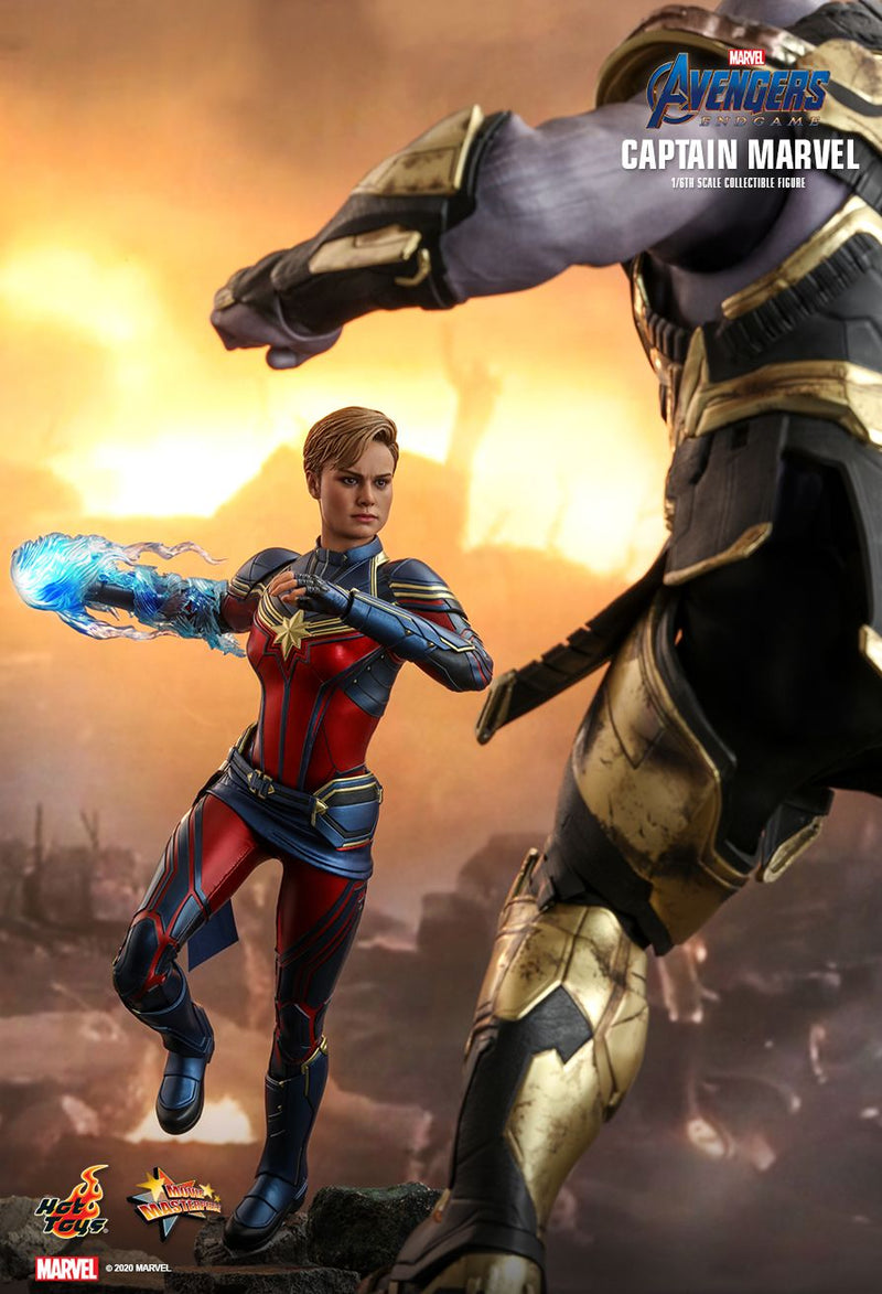 Load image into Gallery viewer, Avengers: Endgame - Captain Marvel - MINT IN BOX
