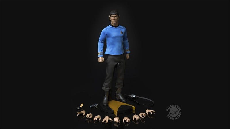 Load image into Gallery viewer, Star Trek - Spock - Male Phaser Holding Hand Set
