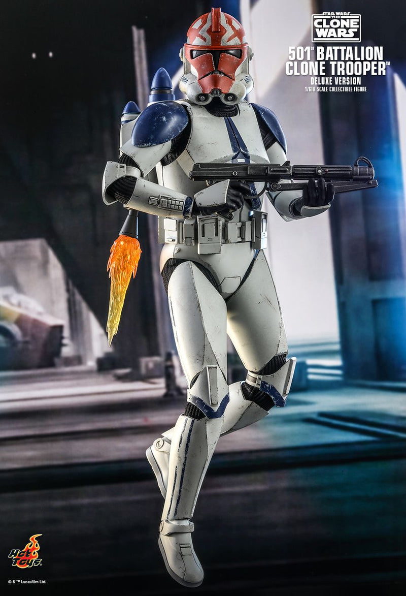 Load image into Gallery viewer, Star Wars - 501st Battalion Clone Trooper Deluxe - MINT IN BOX
