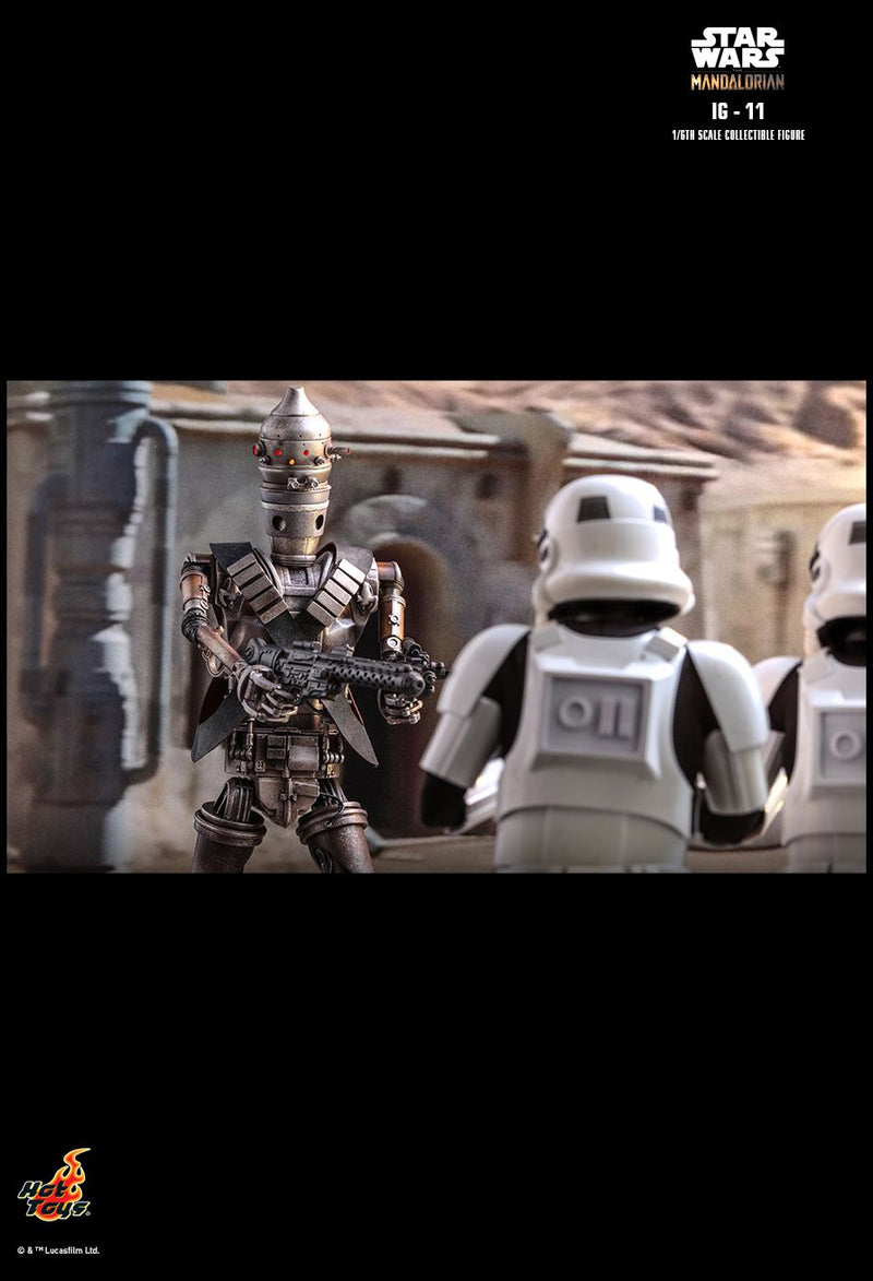 Load image into Gallery viewer, Star Wars The Mandalorian - IG-11 - MINT IN BOX
