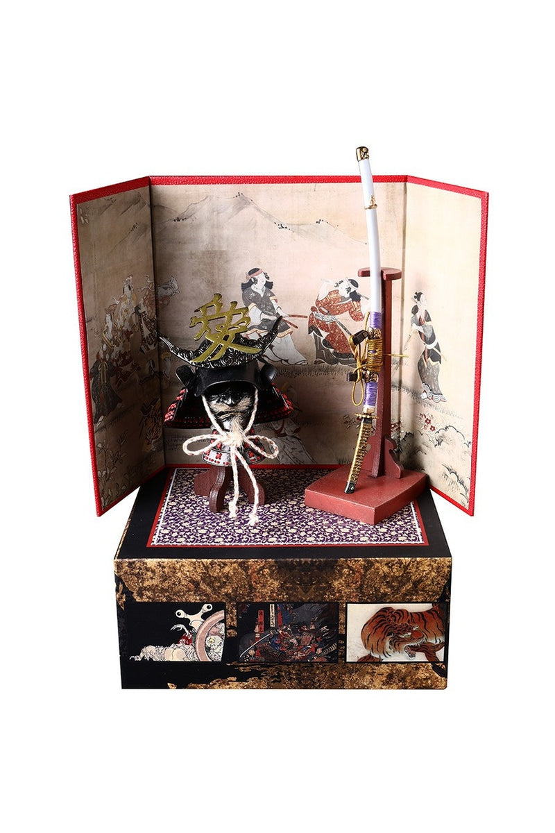 Load image into Gallery viewer, Series of Empires - Love Helmet Set - MINT IN BOX

