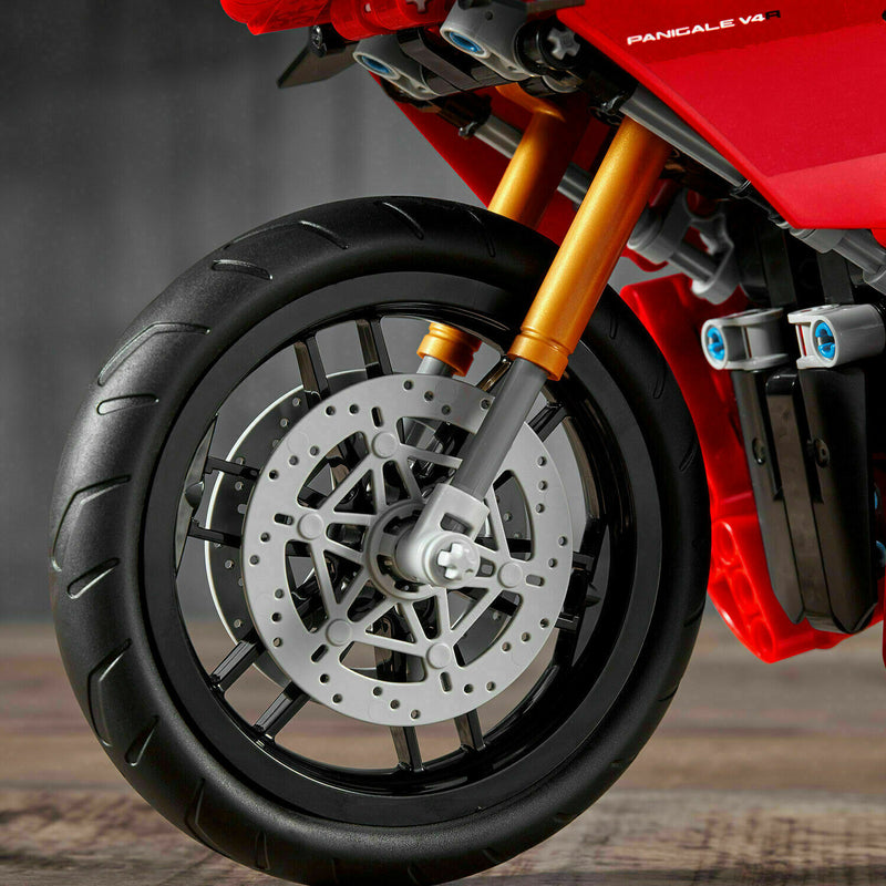 Load image into Gallery viewer, LEGO - 1/6 Scale Technic Ducati Panigale V4 - MINT IN BOX
