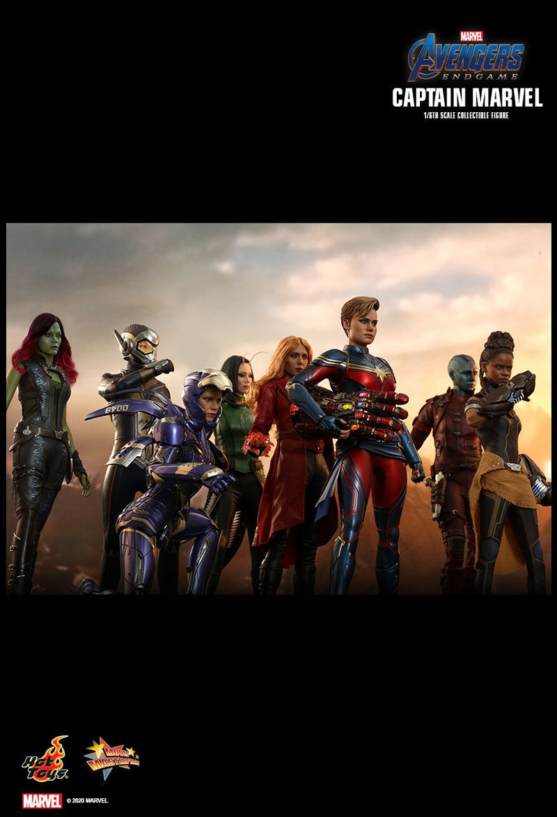 Load image into Gallery viewer, Avengers: Endgame - Captain Marvel - MINT IN BOX
