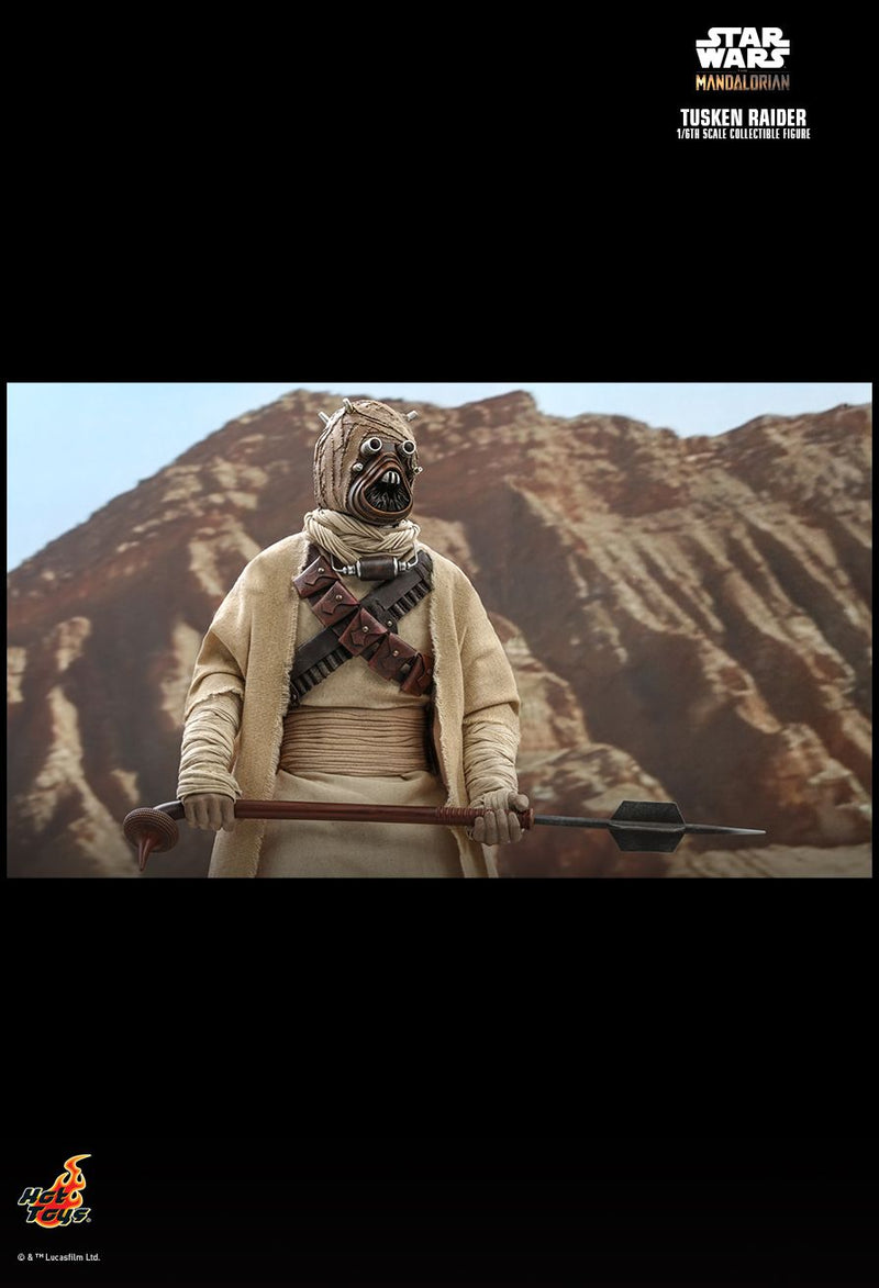 Load image into Gallery viewer, Star Wars - The Mandalorian - Tusken Raider - MINT IN BOX

