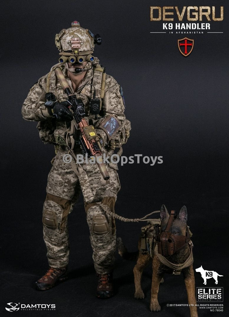 Load image into Gallery viewer, Navy Seal DEVGRU K9 Handler in Afghanistan WITH DOG Mint in Box
