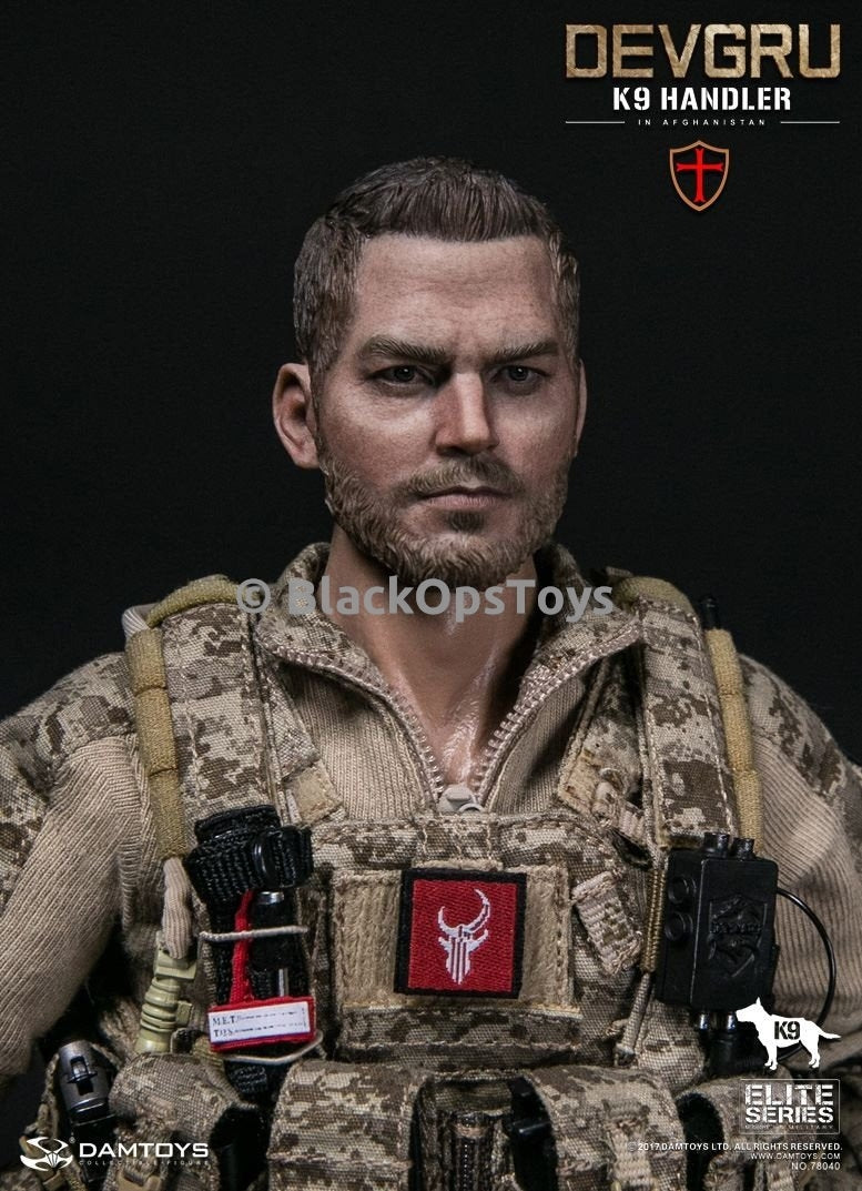 Load image into Gallery viewer, Navy Seal DEVGRU K9 Handler in Afghanistan WITH DOG Mint in Box
