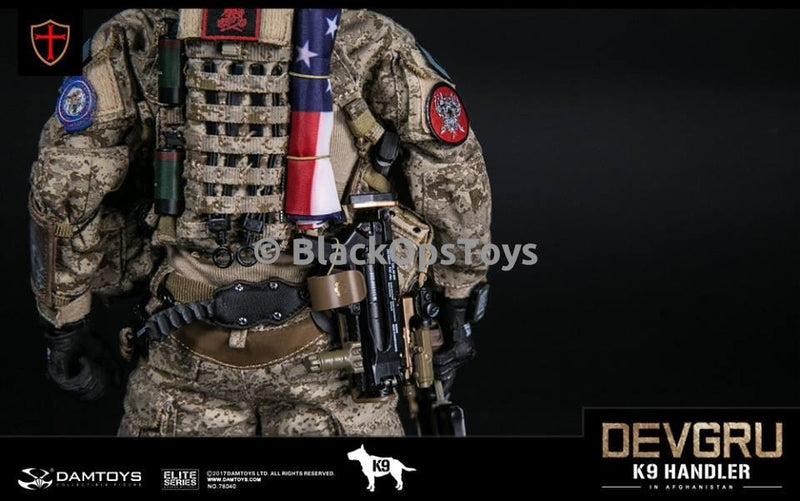 Load image into Gallery viewer, Navy Seal DEVGRU K9 Handler in Afghanistan WITH DOG Mint in Box
