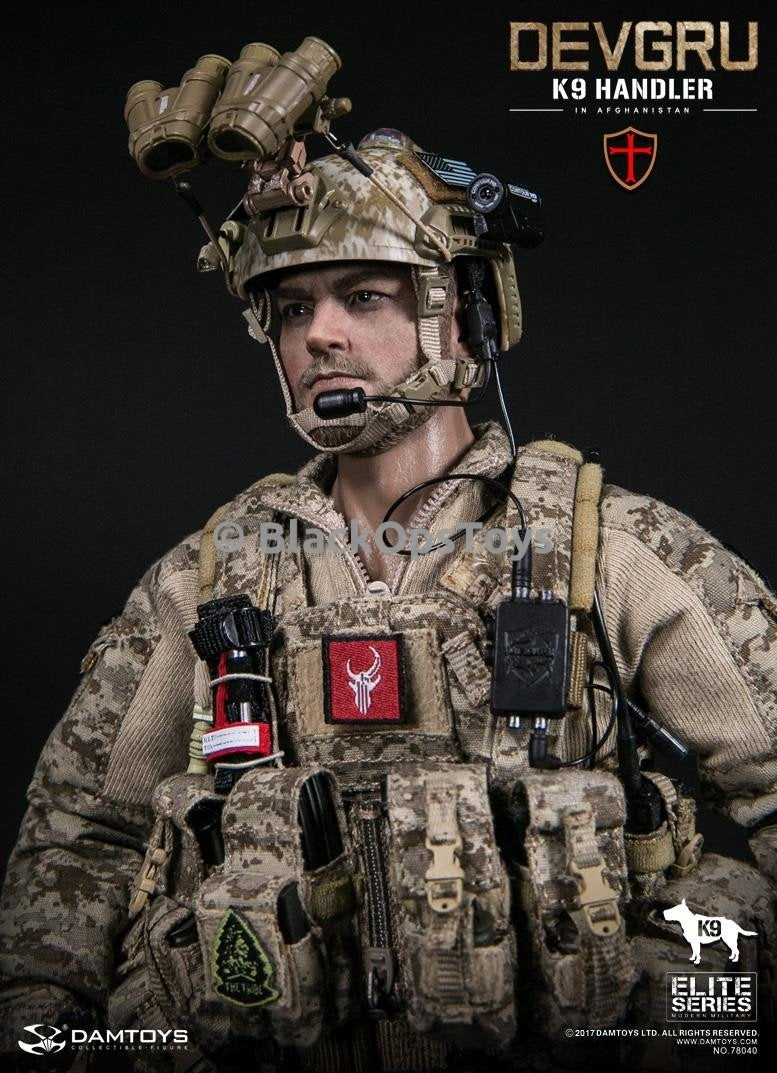 Load image into Gallery viewer, Navy Seal DEVGRU K9 Handler in Afghanistan WITH DOG Mint in Box
