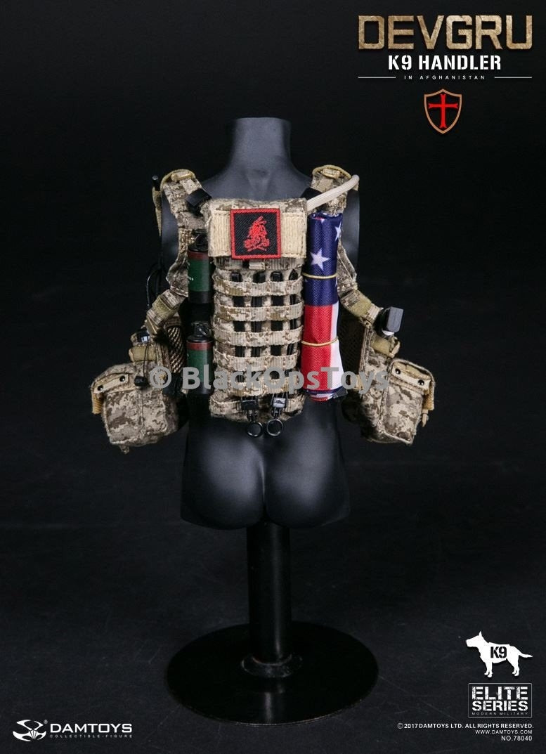 Load image into Gallery viewer, Navy Seal DEVGRU K9 Handler in Afghanistan WITH DOG Mint in Box
