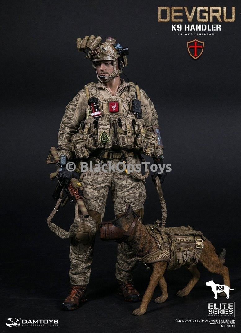 Load image into Gallery viewer, Navy Seal DEVGRU K9 Handler in Afghanistan WITH DOG Mint in Box
