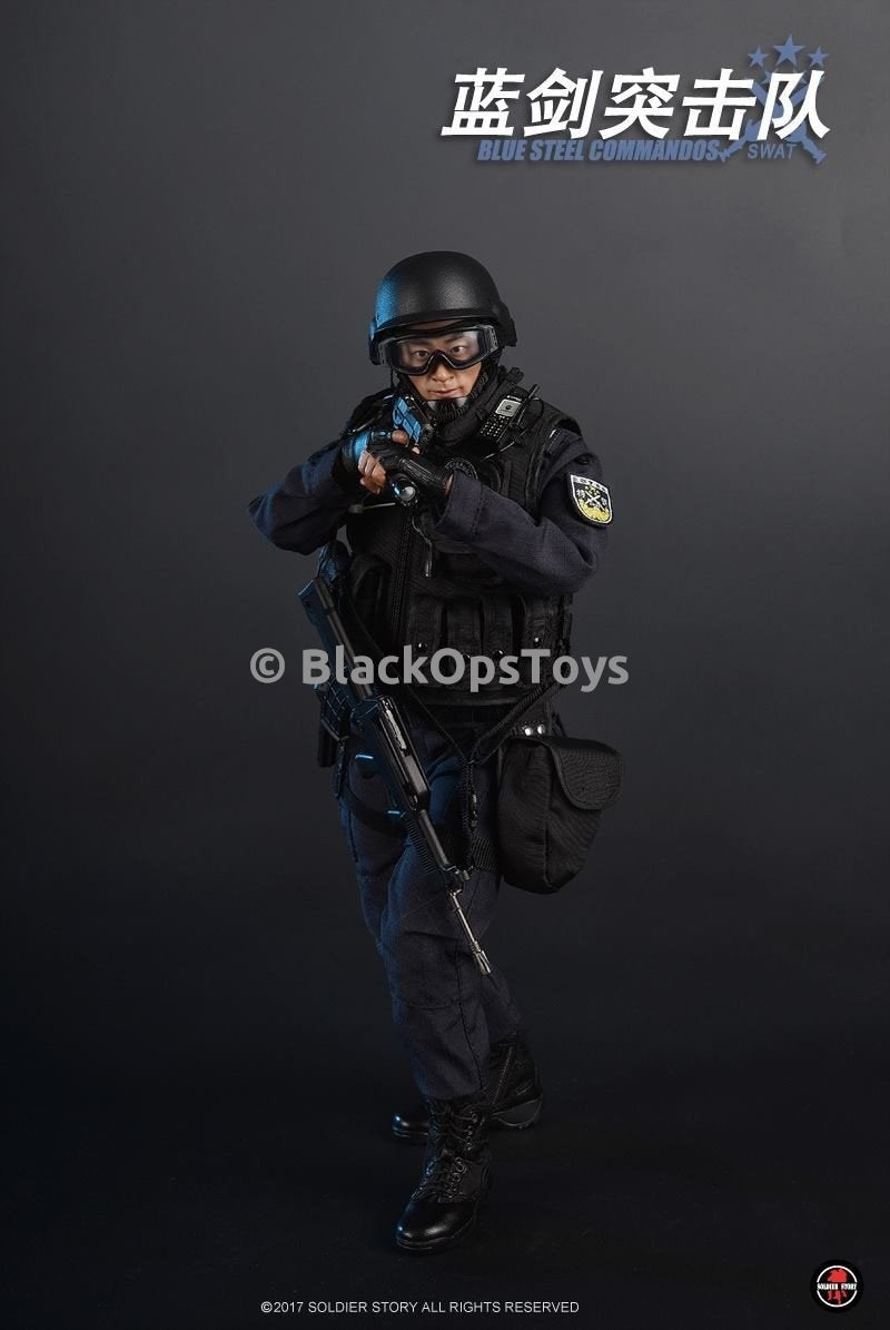 Load image into Gallery viewer, Soldier Story Blue Steel Commandos SWAT Mint in Box
