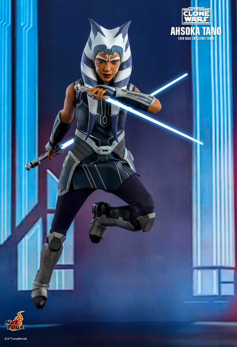 Load image into Gallery viewer, Star Wars The Clone Wars - Ahsoka - MINT IN BOX

