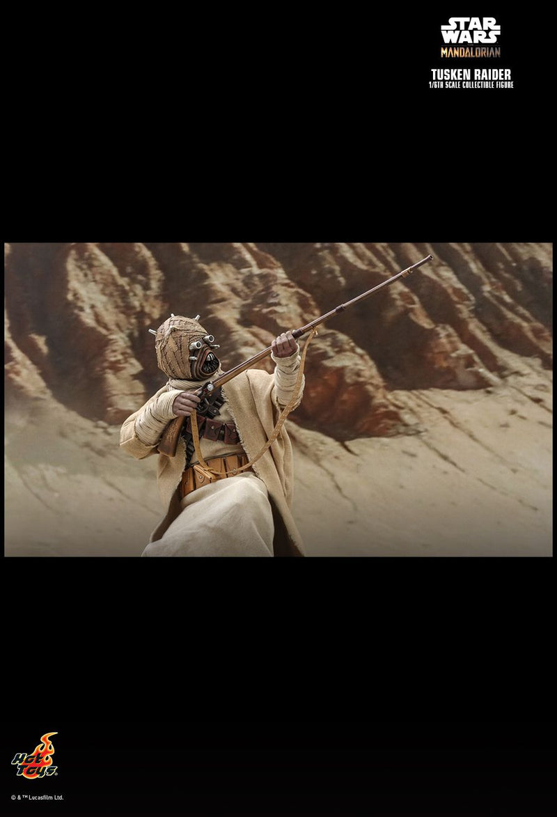 Load image into Gallery viewer, Star Wars - The Mandalorian - Tusken Raider - MINT IN BOX
