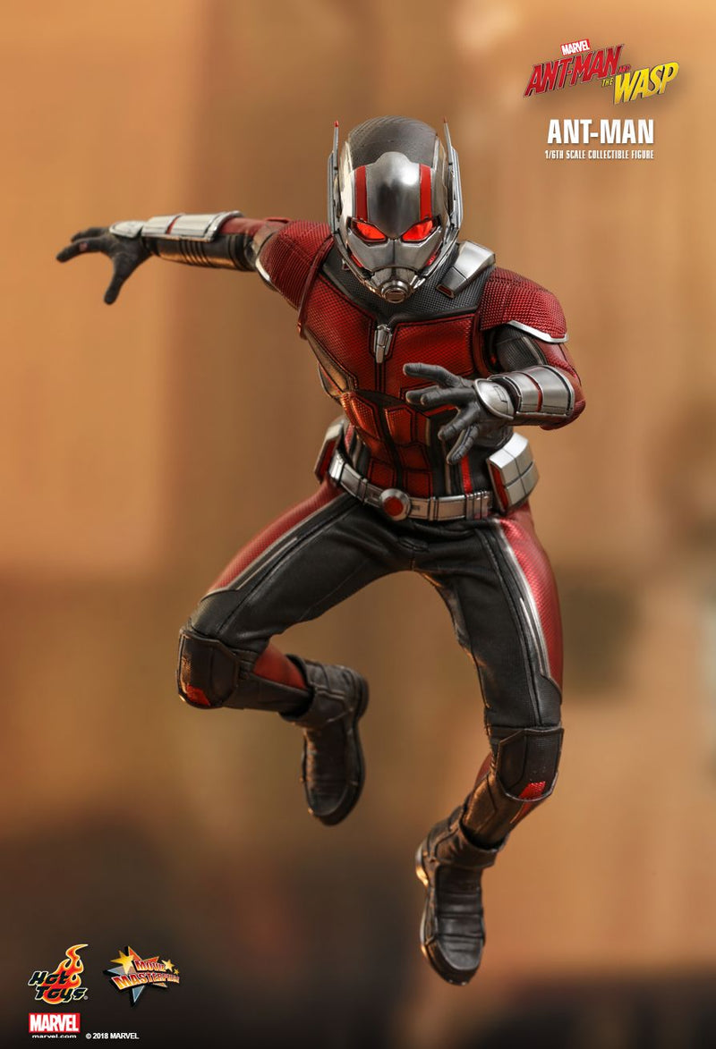 Load image into Gallery viewer, Ant-Man - Black Boots (Peg Type)
