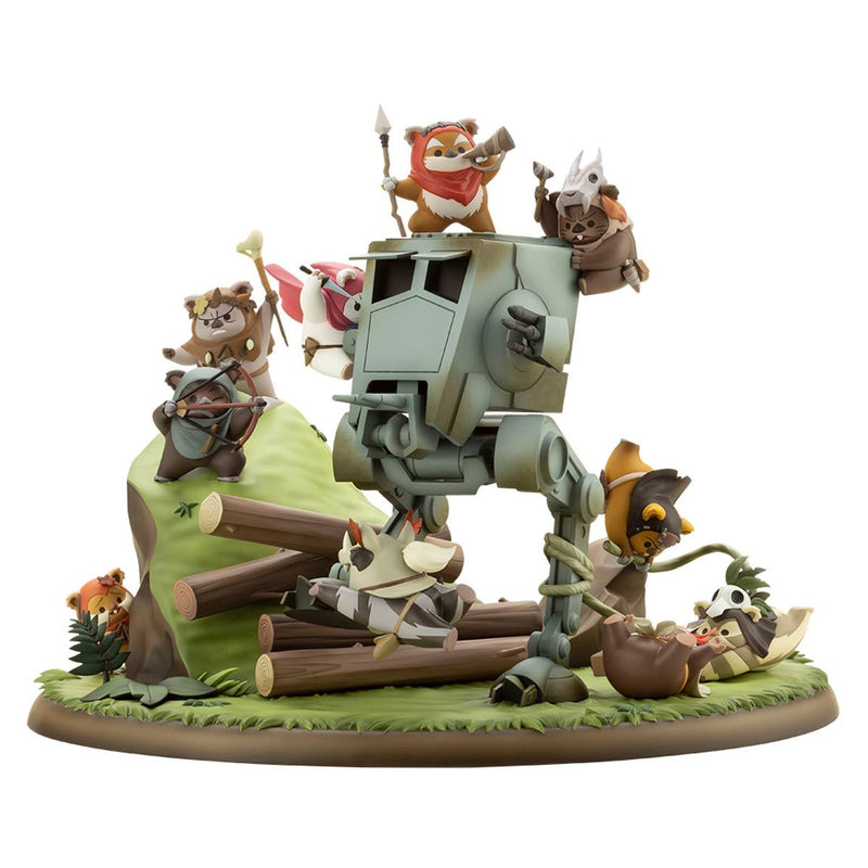 Load image into Gallery viewer, Other Scale - Battle of Endor Little Rebels Model Kit - MINT IN BOX
