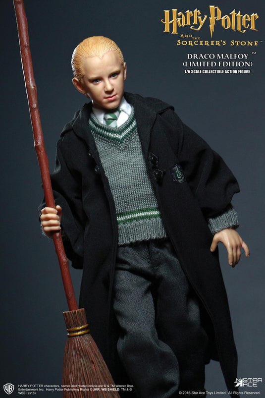 Harry Potter - Draco Malfoy - Learning Broomstick