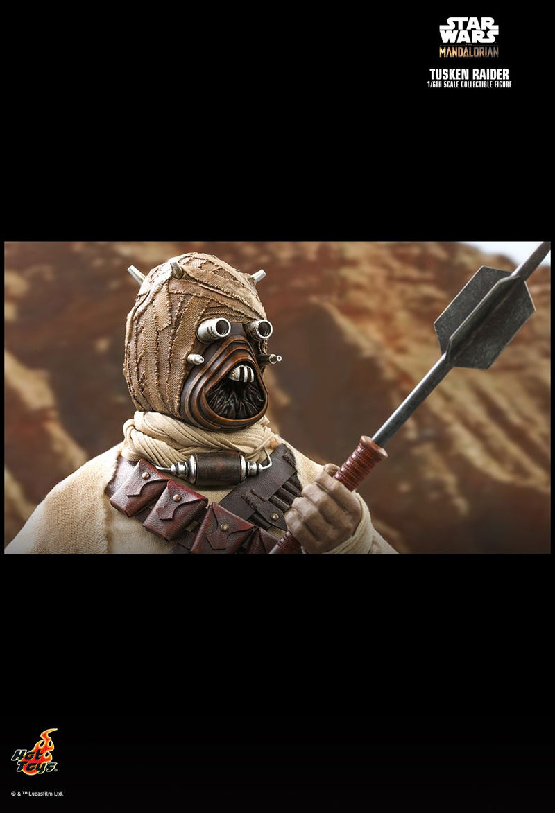 Load image into Gallery viewer, Star Wars - The Mandalorian - Tusken Raider - MINT IN BOX
