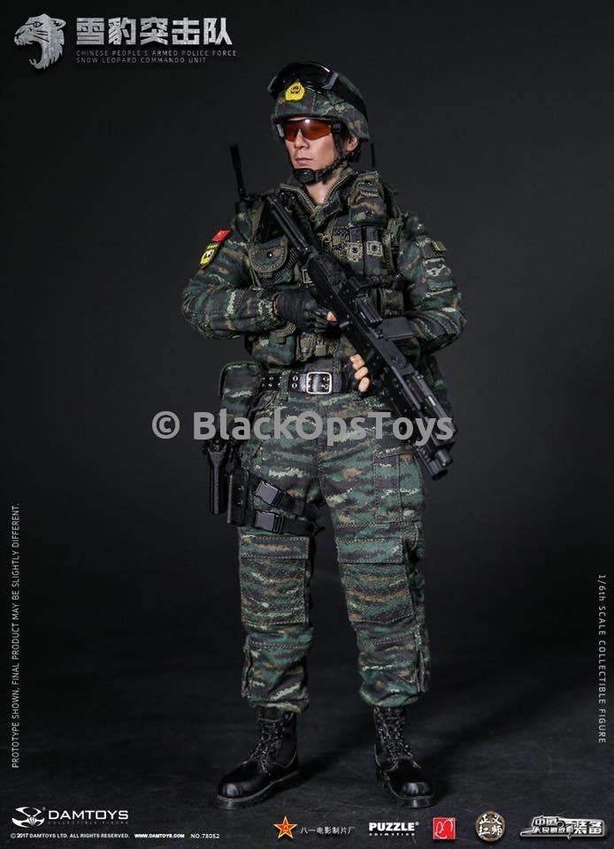 Load image into Gallery viewer, Chinese People's Armed Police Force Snow Leopard Commando Team Member Mint in Box
