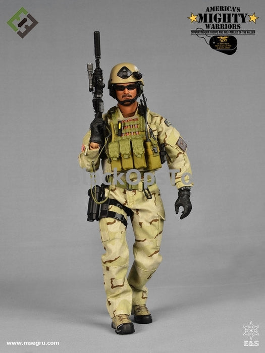 Load image into Gallery viewer, Marc Lee Seal Team 3 Charlie Platoon Deluxe Figure Mint in Box
