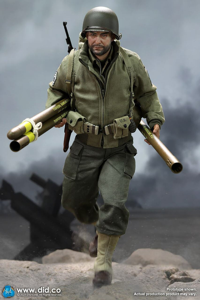 Load image into Gallery viewer, WWII - US 2nd Ranger Battalion - Male Dressed Body w/Head Sculpt
