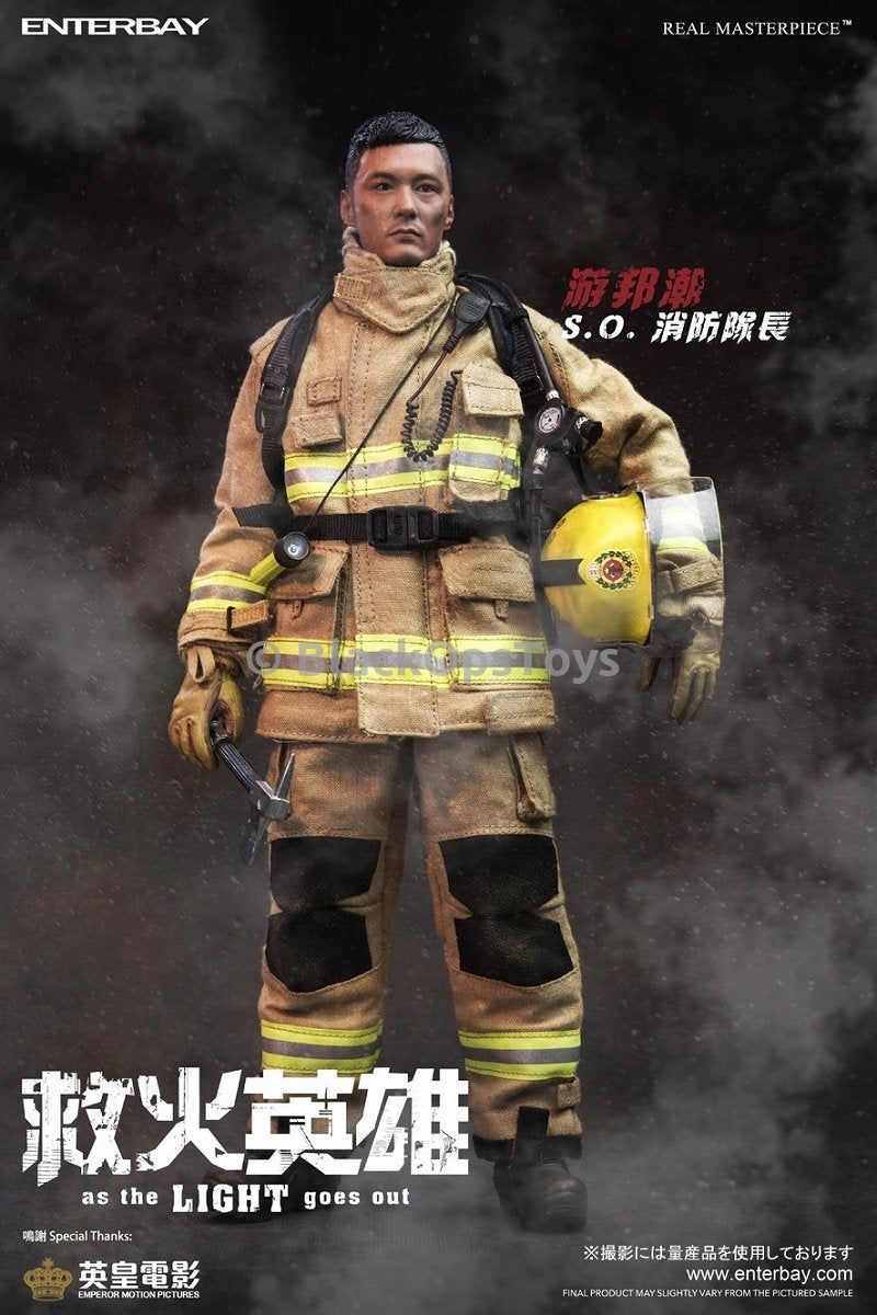 Load image into Gallery viewer, Rare Firefighter Metal Oxygen Tank Backpack Set
