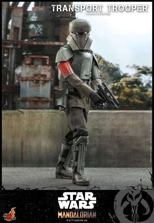 Load image into Gallery viewer, Star Wars - The Mandalorian - Transport Trooper - MINT IN BOX
