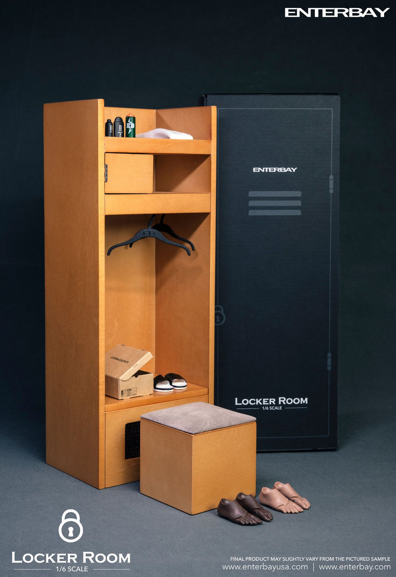 Load image into Gallery viewer, Michael Jordan LE w/Basketball Hoop &amp; Locker Room Combo - MINT IN BOX
