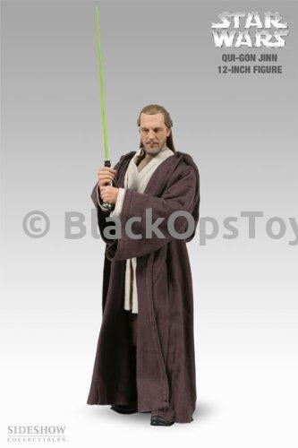 Load image into Gallery viewer, Star Wars Jedi Knight Qui Gon Jinn Ignited Green LightSaber
