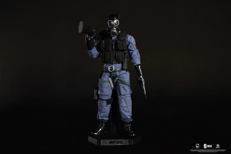 Load image into Gallery viewer, Rainbow Six Siege - Defending Operator Smoke - MINT IN BOX
