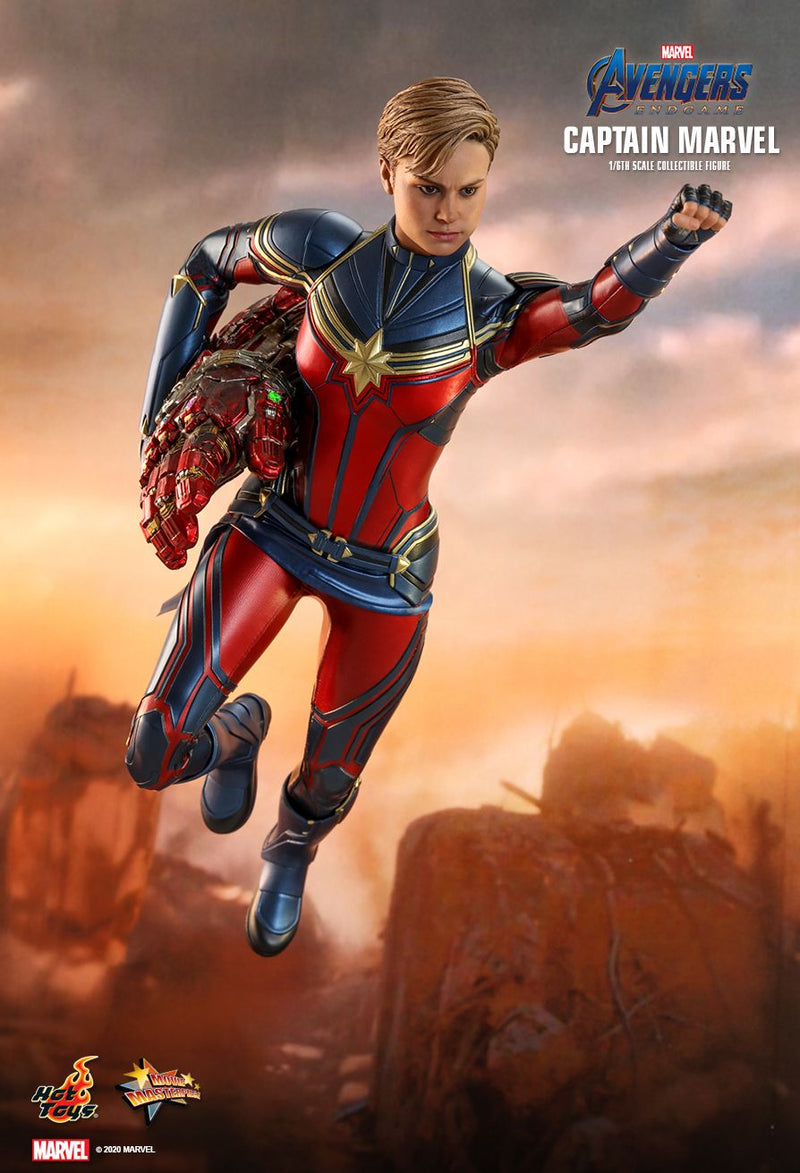 Load image into Gallery viewer, Avengers: Endgame - Captain Marvel - MINT IN BOX

