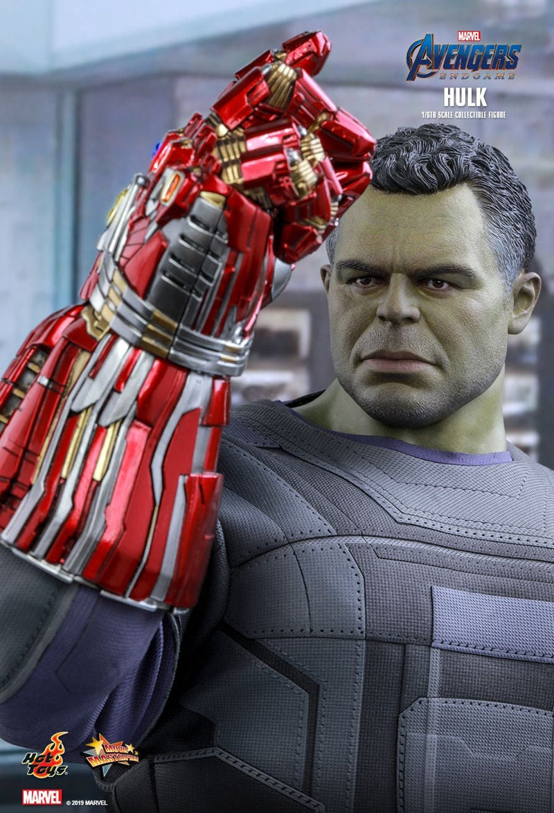 Load image into Gallery viewer, Avengers: Endgame - The Hulk &amp; Dr. Green COMBO - MINT IN BOX
