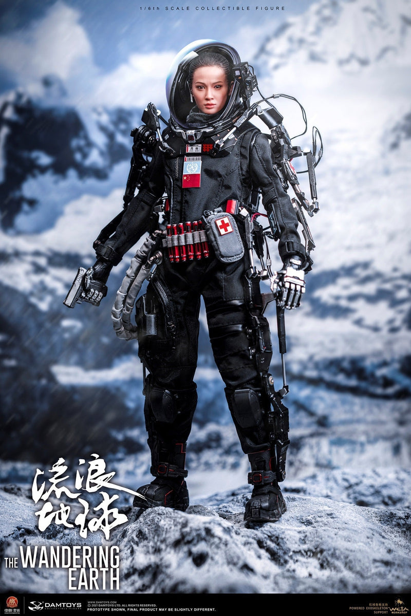 Load image into Gallery viewer, The Wandering Earth - Rescue Unit - Female Body w/Full Mech Astro Suit
