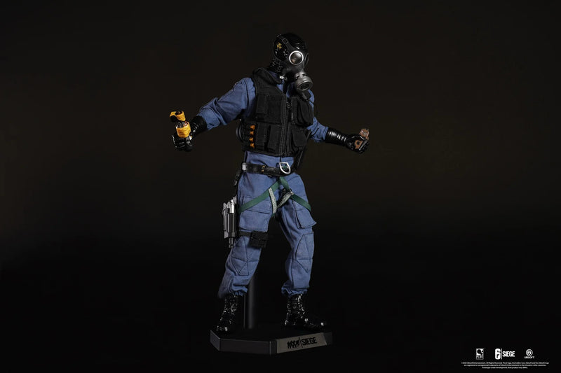 Load image into Gallery viewer, Rainbow Six Siege - Defending Operator Smoke - MINT IN BOX
